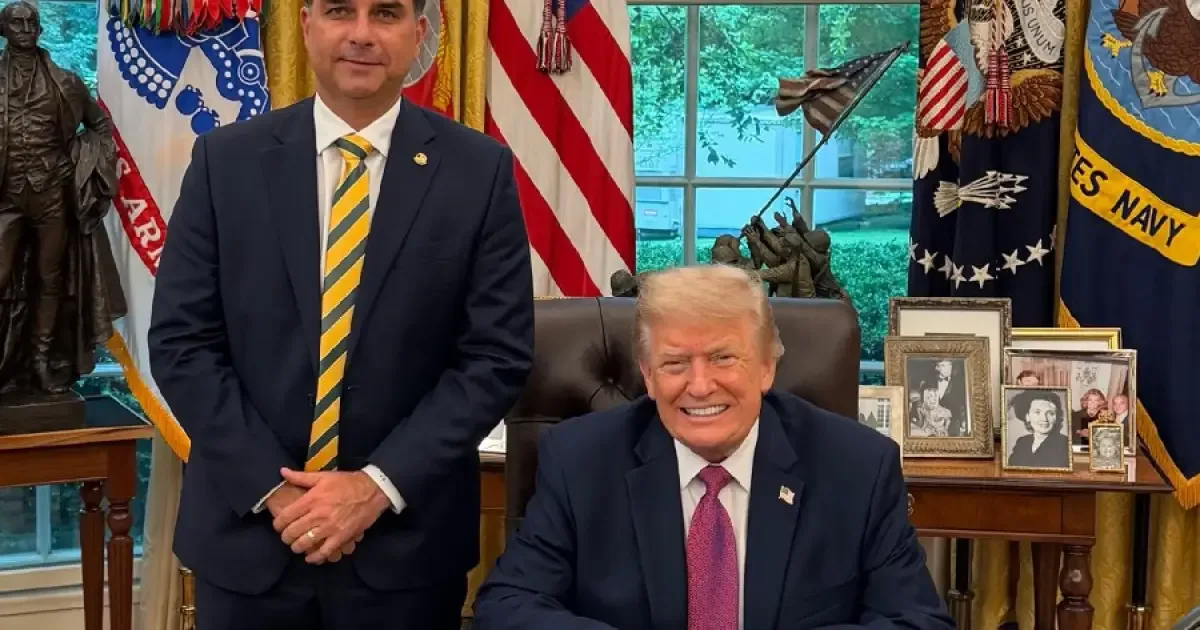 Flávio Bolsonaro promete levar Brasil ao Escudo das Américas