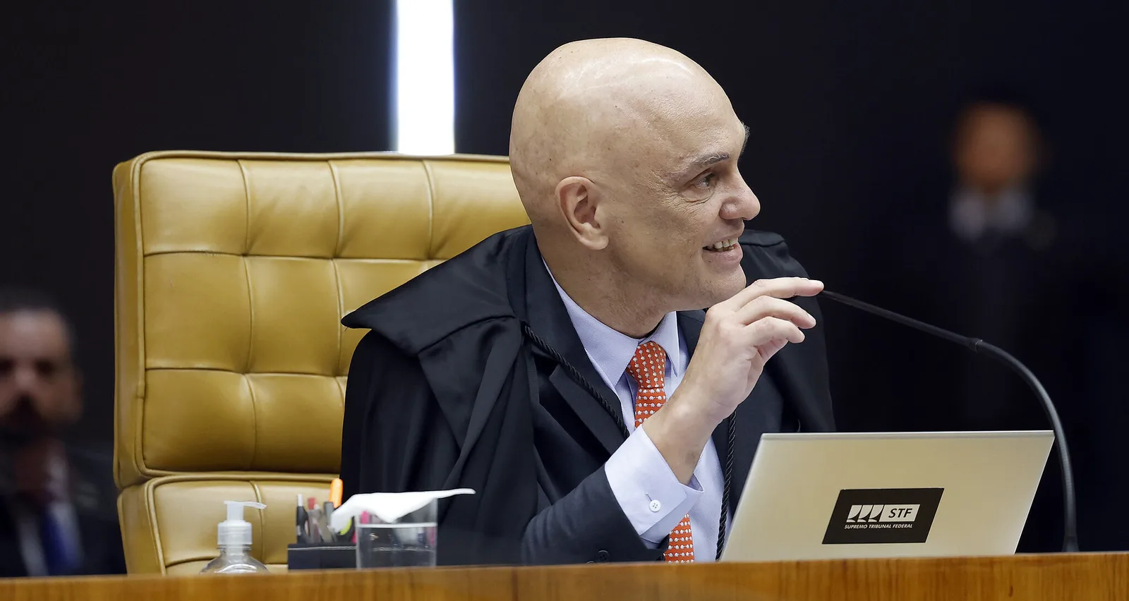 Moraes solicita acesso a inquérito sigiloso antes de julgamento no STF