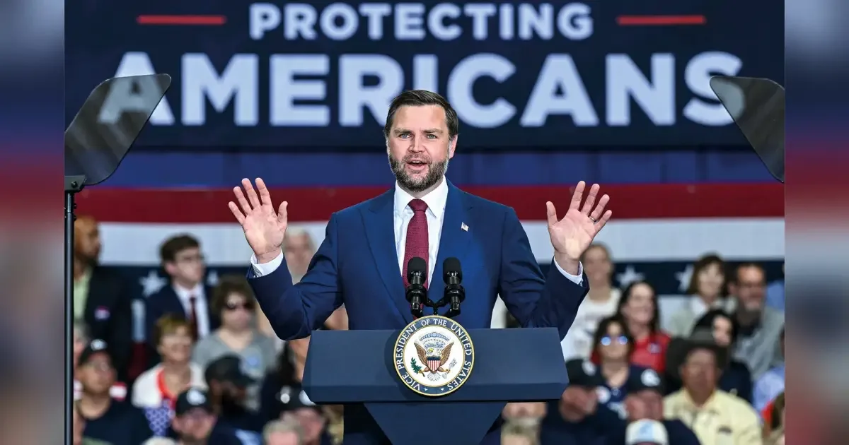 Vance usa discurso religioso e livro para se projetar rumo a 2028