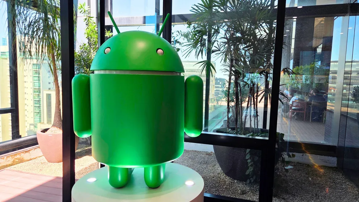 Android mantém instalação de APK, mas cria novas barreiras no Brasil