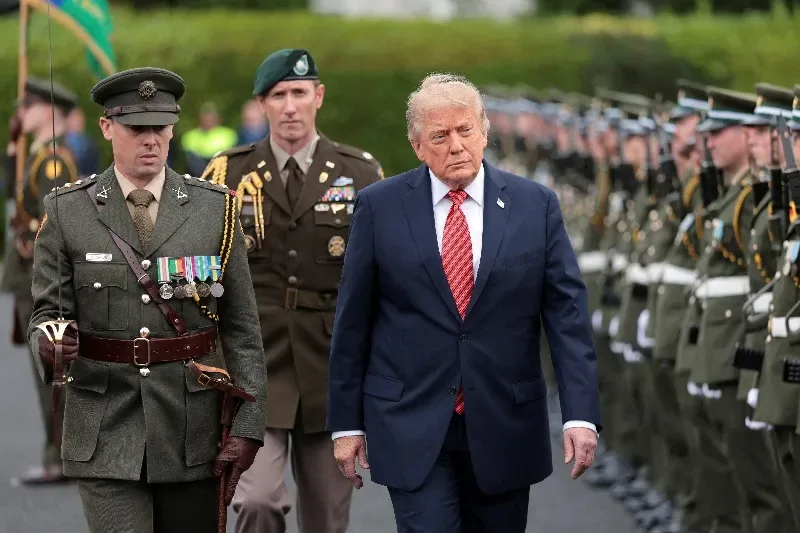 Declaração de Trump sobre Irlanda unificada gera reação em Belfast