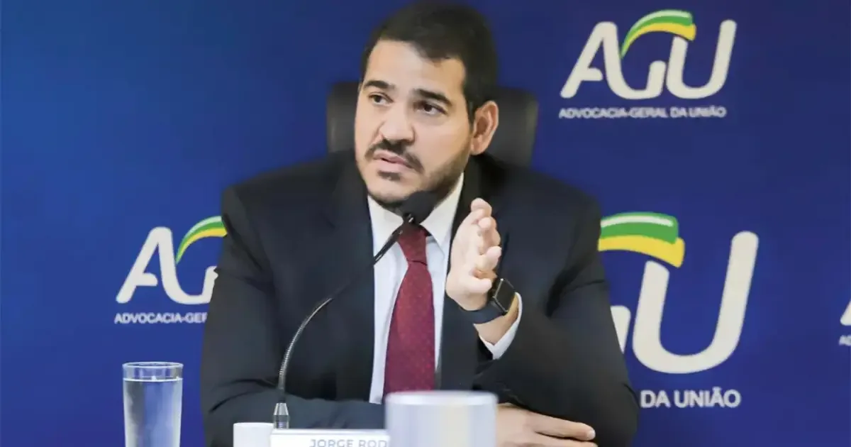 Jorge Messias discute crédito e segurança jurídica com setor bancário