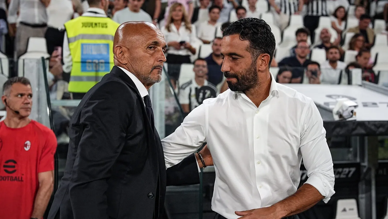 Gatti sai do banco e evita derrota da Juventus contra o Milan
