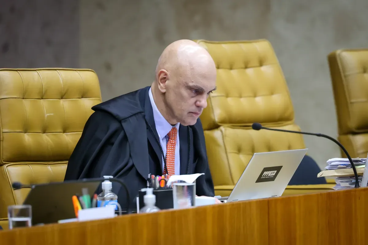 Fachin defende fim do inquérito das fake news após disputa entre ministros