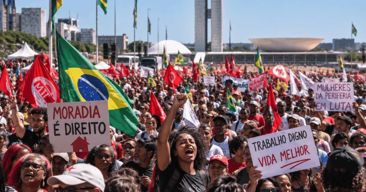 Atos do Grito dos Excluídos defendem moradia e mudança na jornada de trabalho