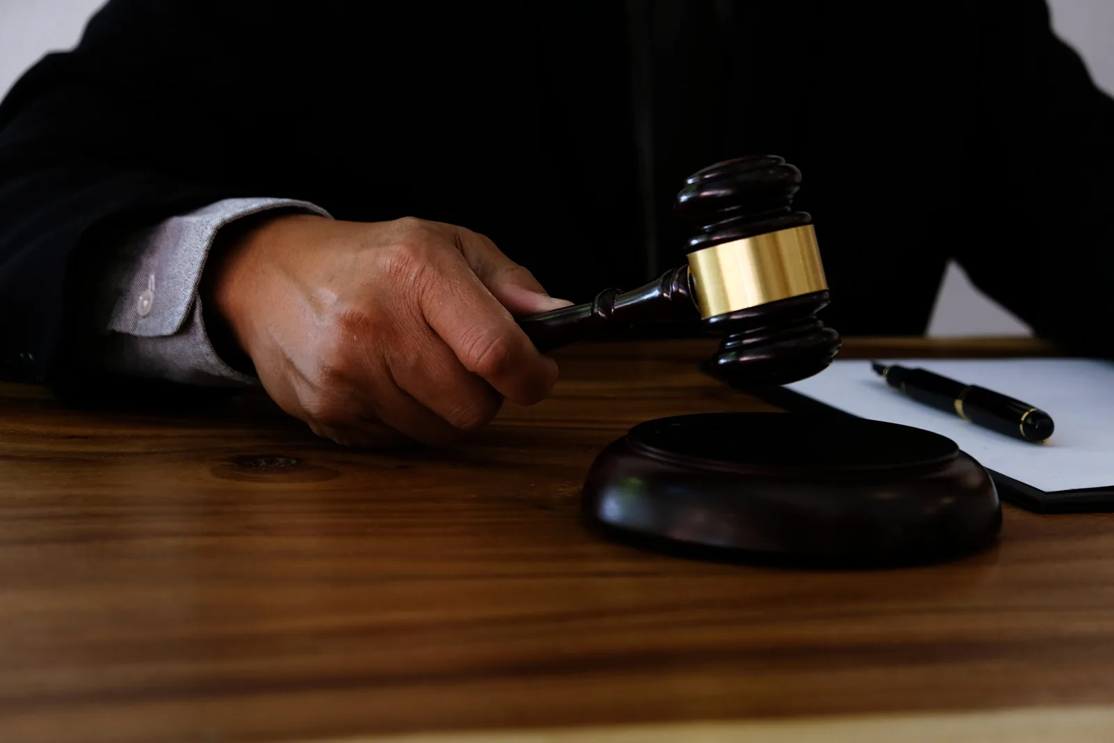 Desembargador deve pagar R$ 53,9 mil a guarda municipal de Santos