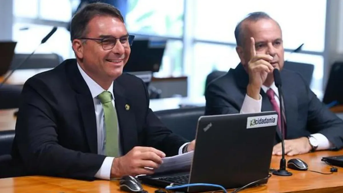 Marinho afirma que Flávio Bolsonaro desconhecia investigação sobre Dark Horse