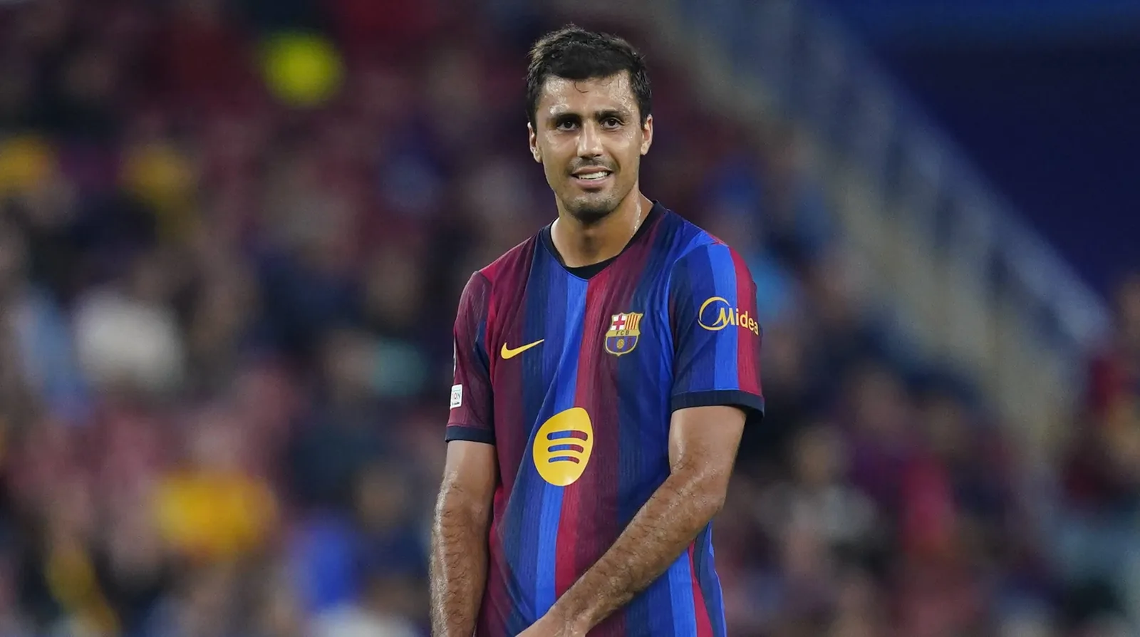 Corberán critica comentários de Rodri após goleada do Barcelona sobre o Valencia