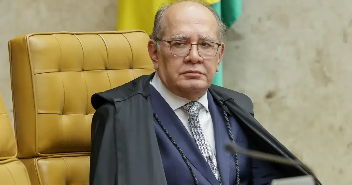 Gilmar Mendes e André Mendonça discutem durante sessão do STF