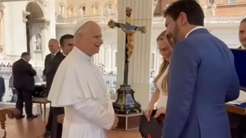 Associação pede compensação por reajustes suspensos a leigos do Vaticano