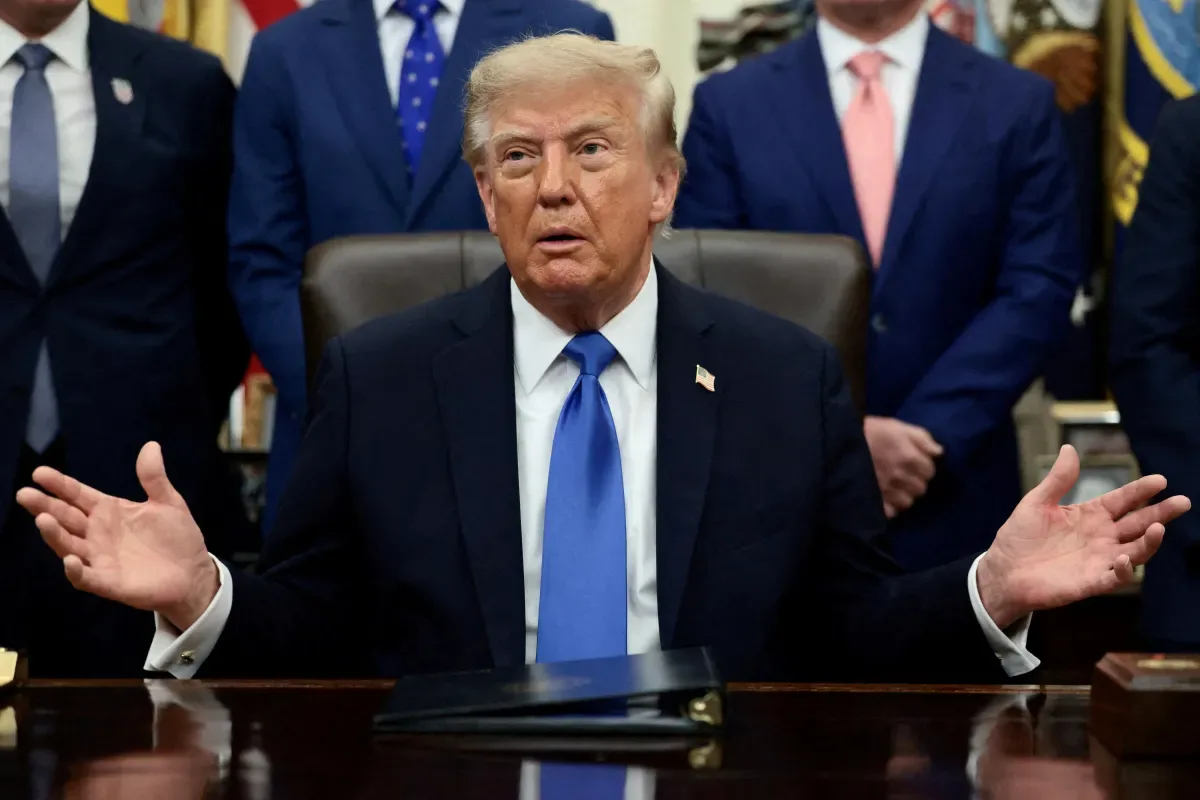 Trump anuncia força para regular inteligência artificial nos EUA