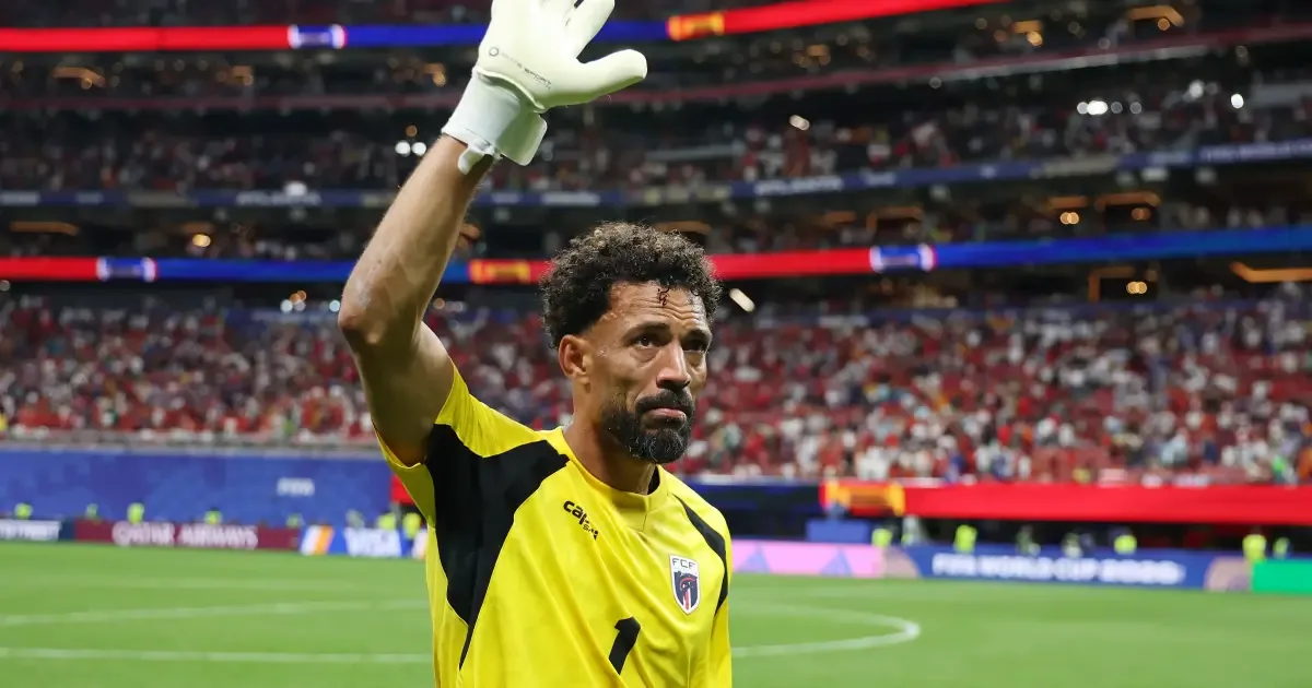 Vozinha diz que fama da Copa do Mundo tirou sua privacidade