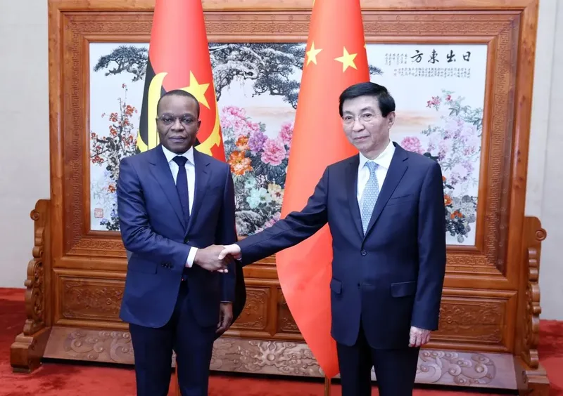 China e Angola prometem ampliar cooperação e coordenação internacional