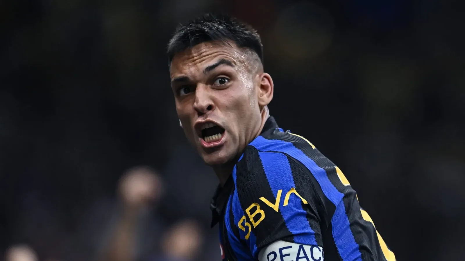 Lautaro lidera reação da Inter em vitória sobre o Napoli no San Siro