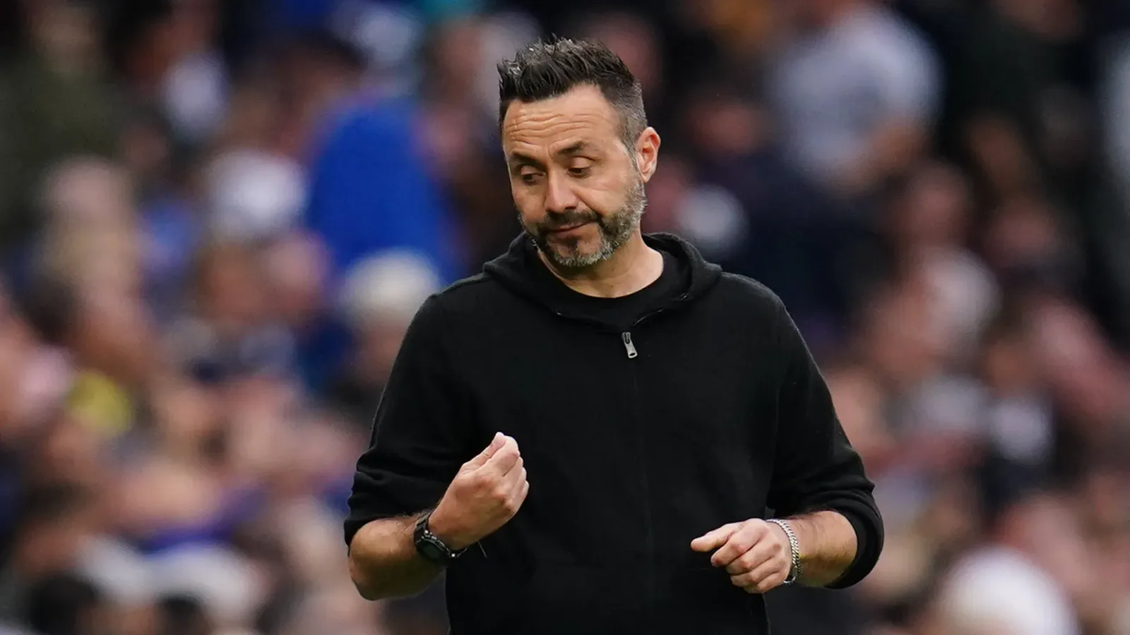 Merson aponta problema de mentalidade no Tottenham após empate sem gols