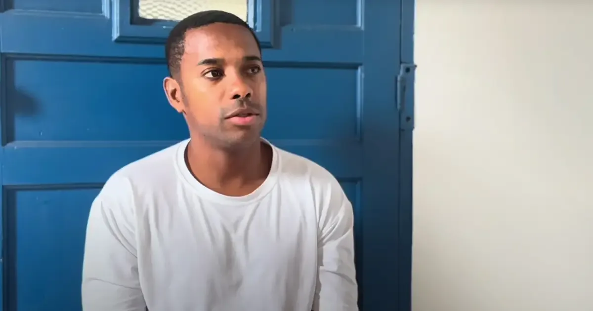 Robinho abate 301 dias da pena por estudos, trabalho e leituras na prisão