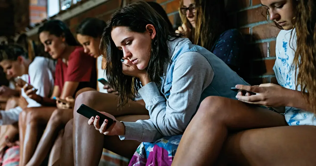 Austrália propõe feed sem algoritmo para usuários de redes sociais