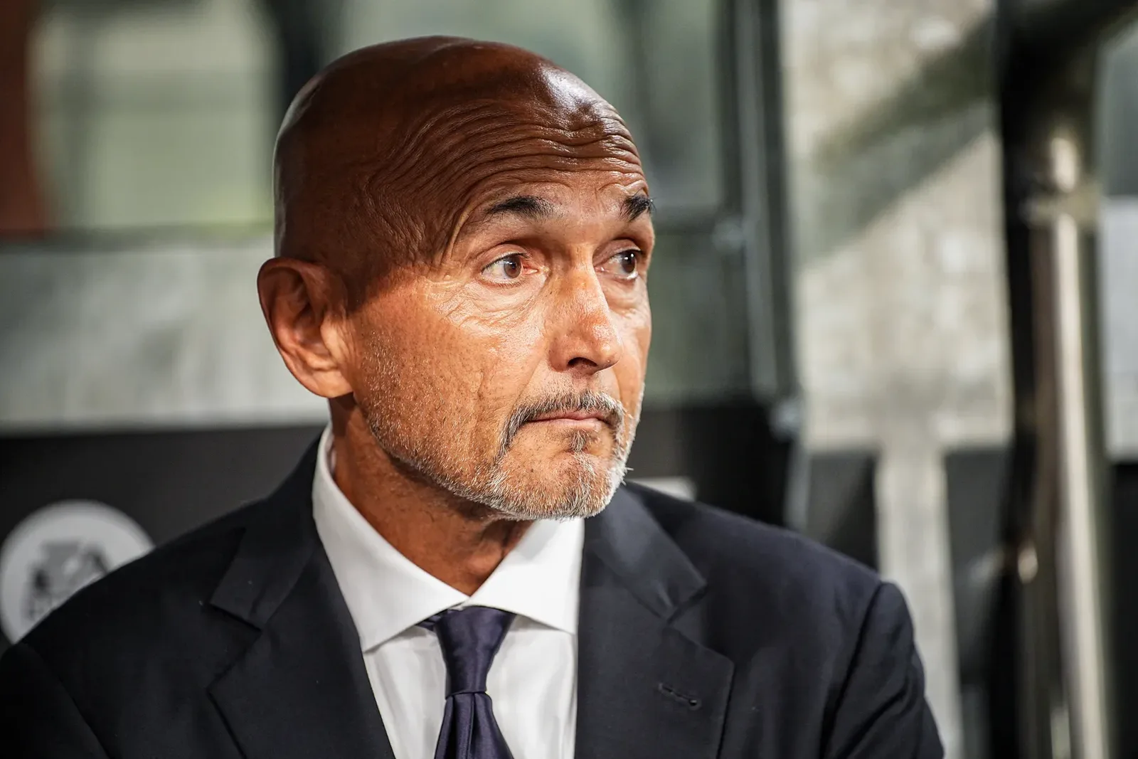 Juventus avalia funções para aproximar Woltemade e Kolo Muani no ataque