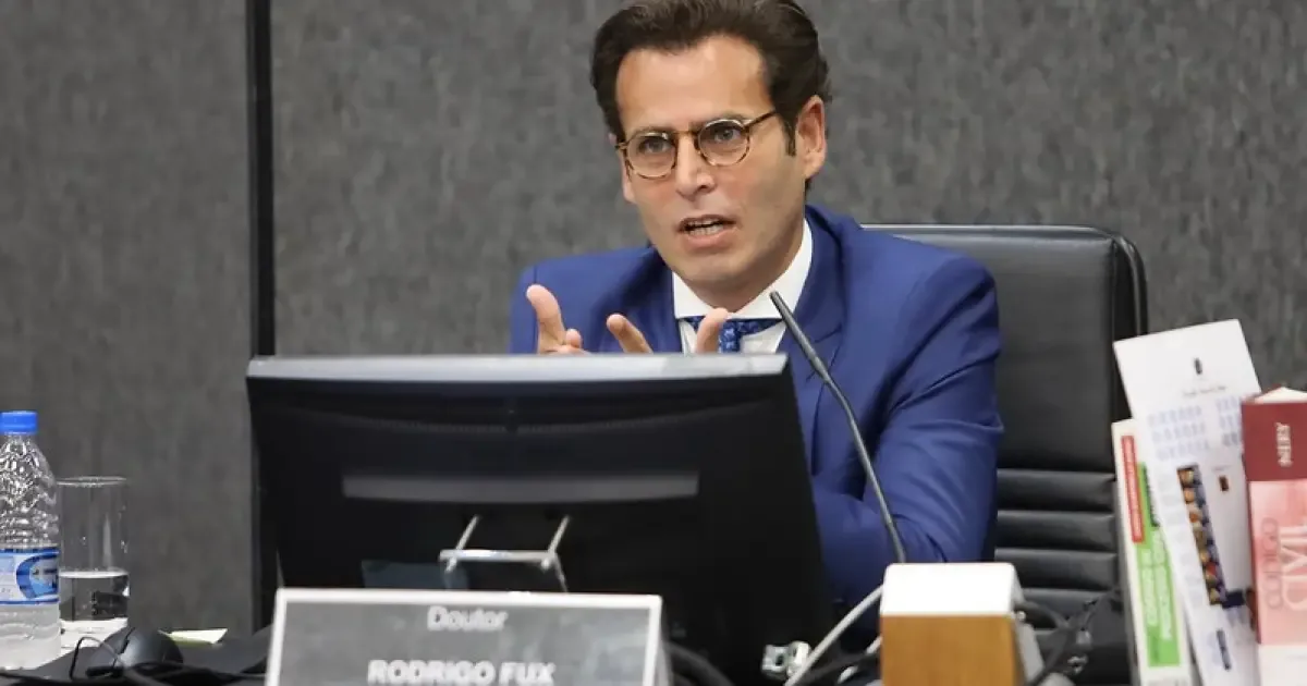 OAB-RJ apoia Rodrigo Fux após troca de mensagens com Daniel Vorcaro
